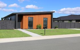 Sun And Sea Sanctuary - Whitianga Holiday Home